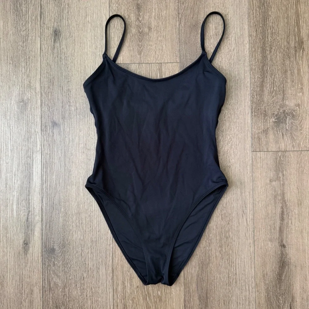 Andie One Piece Swimsuit Women Medium Black The Amalfi Adjustable Straps
